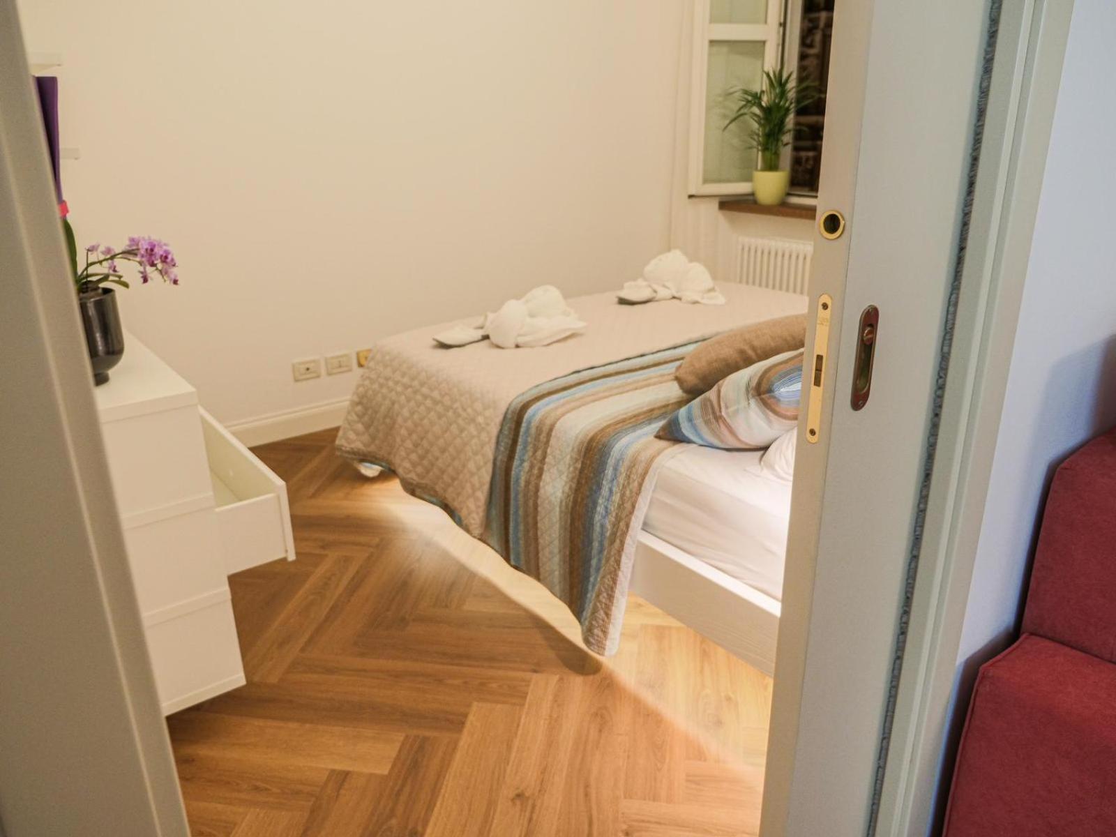 Casa Vacanze Trieste - Vista Piazza Unita Екстериор снимка